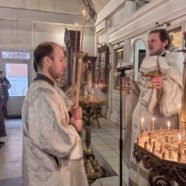 Праздничное Богослужение в день Рождества Христова в храме священномученика Серафима, митрополита Петроградского в Южном Бутове.