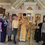 Народный хор прихожан храма Священномученика Серафима, митрополита Петроградского принял участие в Богослужении в субботу Седмицы 19-й по Пятидесятнице