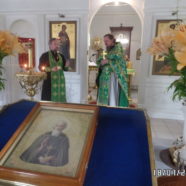 Богослужение в храме священномученика Серафима в день памяти преподобного Сергия Радонежского, именины иерея Сергия Онга