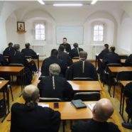 Настоятель храма иерей Максим Глухих проходит курсы повышения квалификации священнослужителей г. Москвы