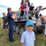 Воспитанники Воскресной школы, молодежь храма посетили военную реконструкцию.