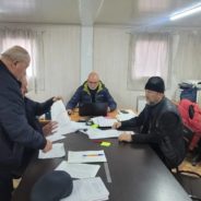 На строительной площадке храма сщмч. Серафима, митрополита Петроградского, прошло совещание по дальнейшему ходу строительных работ.