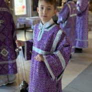 Богослужение в храме священномученика Серафима в день памяти святых мучениц Веры, Надежды, Любови и матери их Софии