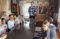 В Воскресной школе при храме священномученика Серафима состоялось занятие по основам безопасности жизнедеятельности