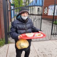Социальная работа храма сщмч. Серафима. Помощь бездомным.
