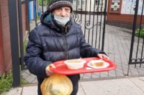 Социальная работа храма сщмч. Серафима. Помощь бездомным.