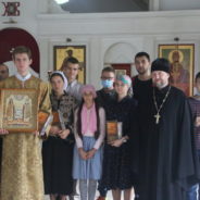 Богослужение в Неделю 14-ю по Пятидесятнице в храме священномученика Серафима. Молебен в день памяти святых Петра и Февронии Муромских
