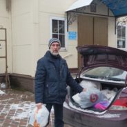 Молодежь храма священномученика Серафима, митрополита Петроградского в Южном Бутове г. Москвы приняла участие в благотворительной акции «Плечом к плечу»