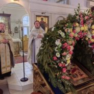 Богослужение в навечерие Рождества Христова (Рождественский сочельник) в храме Священномученика Серафима, Великое повечерие с литией, утреня.