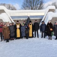 В день Собора Новомучеников и Исповедников Церкви Русской, настоятель, молодежь и прихожане храма священномученика Серафима, митрополита Петроградского посетили Бутовский полигон