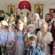 Рождественский молебен со Святым Причастием для детей и Рождественский детский праздник в храме священномученика Серафима, митрополита Петроградского в Южном Бутове