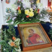 Богослужение в храме священномученика Серафима в день памяти великомученика и целителя Пантелеимона