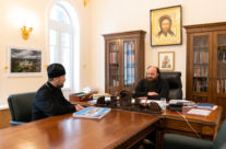 Председатель ФХУ епископ Парамон провел встречу с настоятелем храма сщмч. Серафима