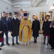 Богослужение в  храме Священномученика Серафима в Неделю о Страшном Суде. Молодежная акция по раздаче миссионерских листовок