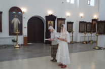Прихожане храма Священномученика Серафима, митрополита Петроградского совершили чтение Акафиста священномученику Серафиму