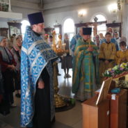 Богослужение в храме священномученика Серафима в праздник Успения Пресвятой Богородицы