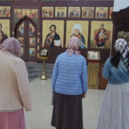Прихожане храма Священномученика Серафима, митрополита Петроградского совершили чтение Акафиста священномученику Серафиму