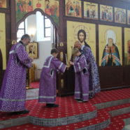 Богослужение в праздник Воздвижения Честного Креста Господня в храме священномученика Серафима