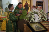 Богослужение в храме священномученика Серафима в день преставления преподобного Сергия Радонежского. Малый Престольный Праздник. День тезоименитства иерея Сергия Онга