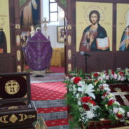 Богослужение в храме священномученика Серафима в день памяти святых мучениц Веры, Надежды, Любови и матери их Софии