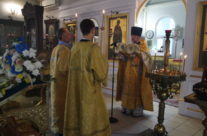 Богослужение в храме Священномученика Серафима в пятницу седмицы 22-й по Пятидесятнице