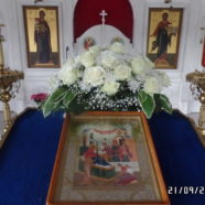 Богослужение в храме священномученика Серафима в праздник Рождества Пресвятой Богородицы