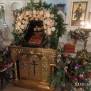 В праздник Рождества Христова Божественная литургия в храме Священномученика Серафима, митрополита Петроградского в Южном Бутове