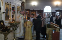 Богослужение в храме священномученика Серафима в день памяти преподобного Серафима Саровского