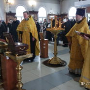 Богослужение в храме священномученика Серафима в Неделю о блудном сыне и праздник Собора Новомучеников и Исповедников Церкви Русской