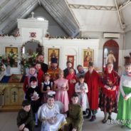 Пасхальный молебен. Святое Причастие для детей. Детский Пасхальный спектакль в храме.