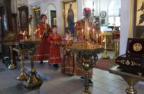 Воскресное богослужение в Неделю 6-ю по Пасхе, о слепом, в храме Священномученика Серафима
