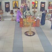 Богослужение в храме священномученика Серафима в среду шестой седмицы Великого поста
