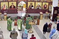 Богослужение в день Святого Духа в храме священномученика Серафима