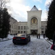 Святейший Патриарх Кирилл вручил церковную награду настоятелю храма иерею Максиму Глухих
