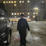 22 ноября настоятель храма посетил военный госпиталь